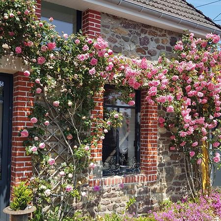 Le Jardin Bed & Breakfast Coudeville Bagian luar foto